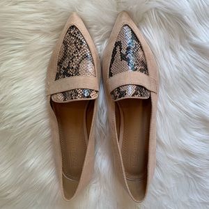 Snakeskin Pointed Toe Flats